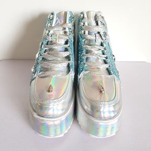 YRU Qozmo Lo Cyber Unicorn Platform